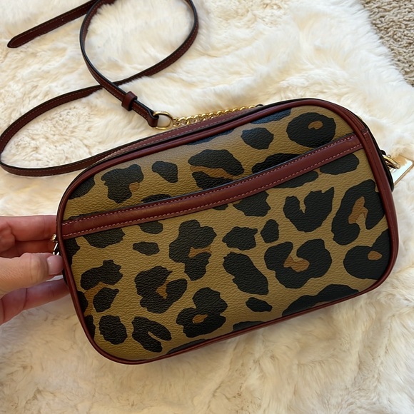 Coach Chain Leopard Print crossbody - Picture 4 of 7